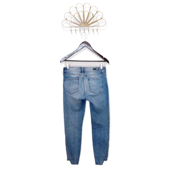 Kut from the Kloth Light Wash Mid Rise Connie Skinny Step Raw Hem Ankle Jeans - Picture 2 of 5